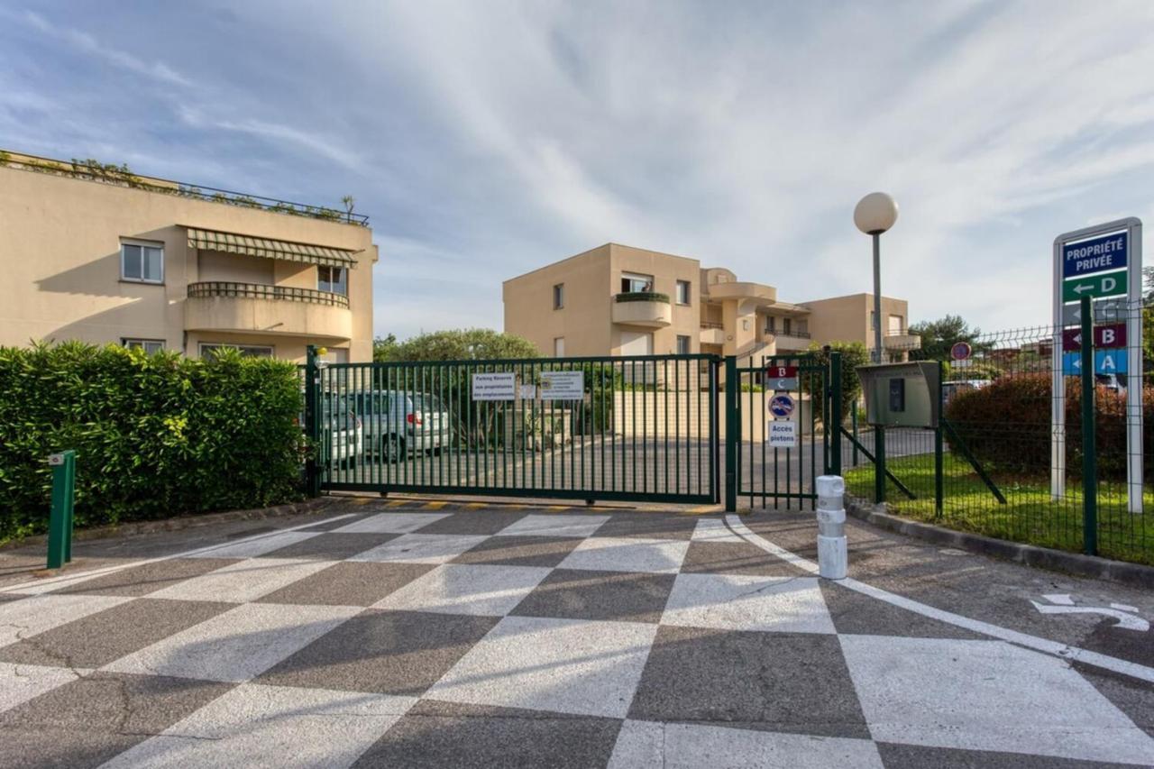 Villeneuve Des Anges Вилньов Любе Екстериор снимка